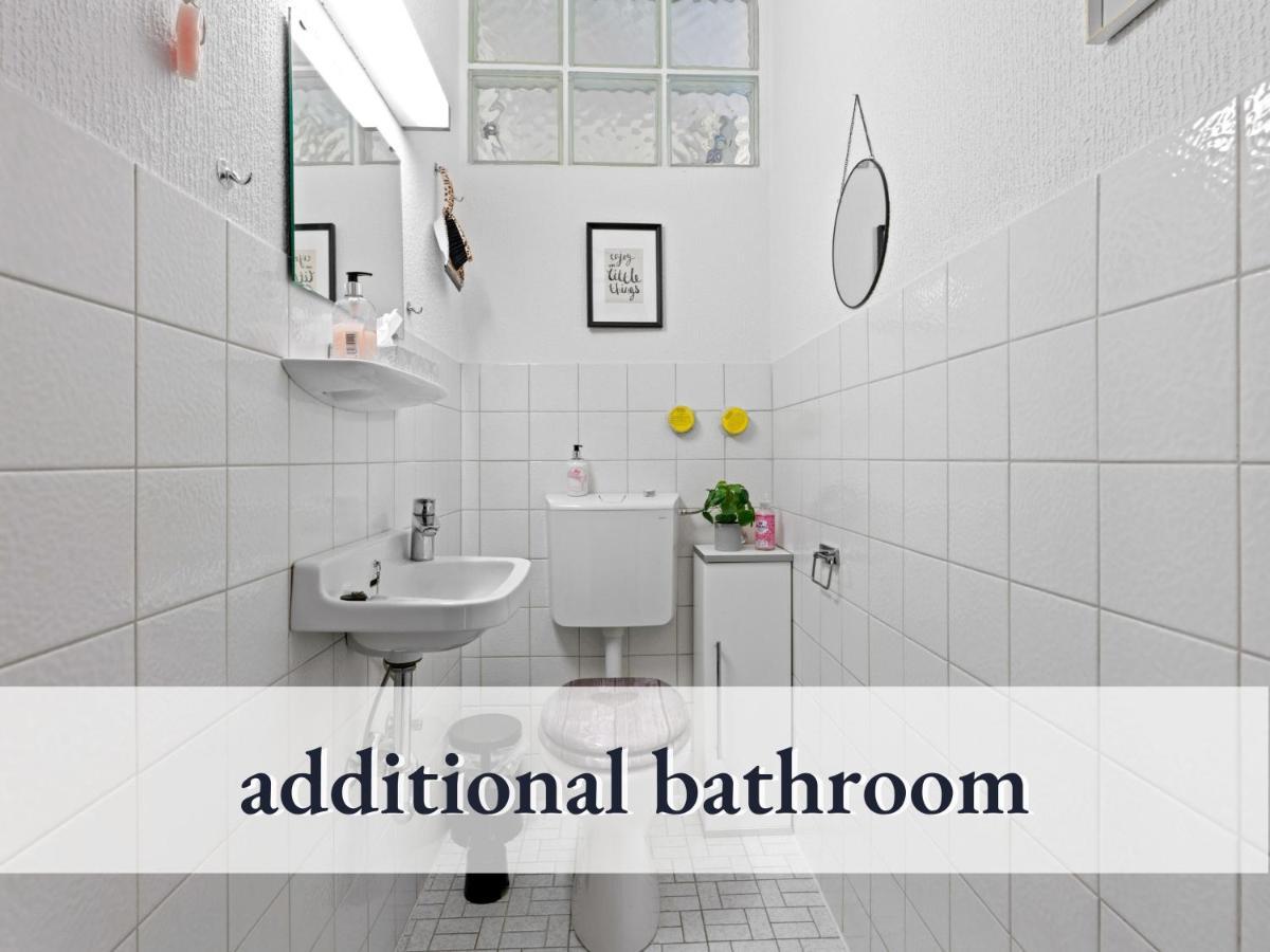 Sehr Grosse Ferienwohnung In Bester Lage Mit Grosser Sonnenterrasse L Innenstadtnaehe L 1 Minute Zum Bahnhof L Grosse Kueche L Tv L Extra-Wc L Free-Wlan L Willkommen Im Hallo!-Apartment 5 Bad Worishofen Ngoại thất bức ảnh